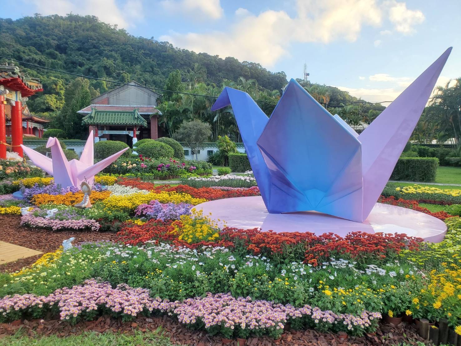 Outdoor Fiberglass Paper Crane Statue For Park