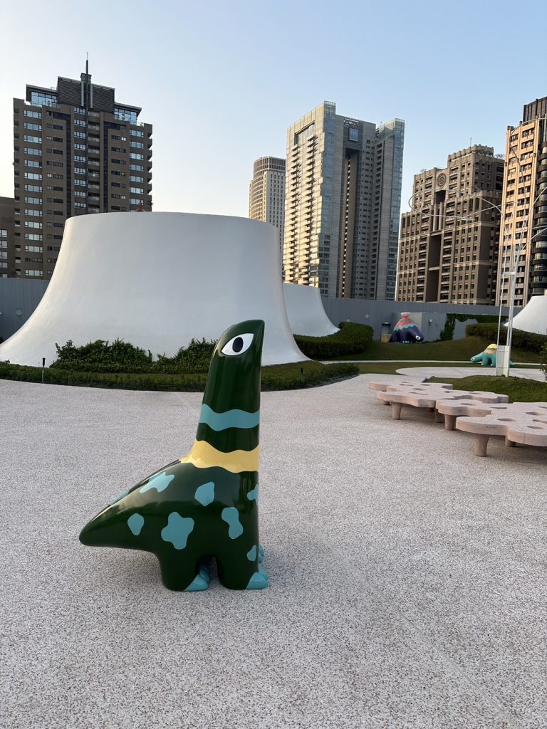 Fiberglass  Dinosaur Statue-National Taichung Theater 